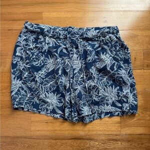 Briggs New York Navy Floral Women's Cargo Shorts
